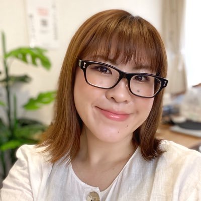 長谷川 浩子 氏